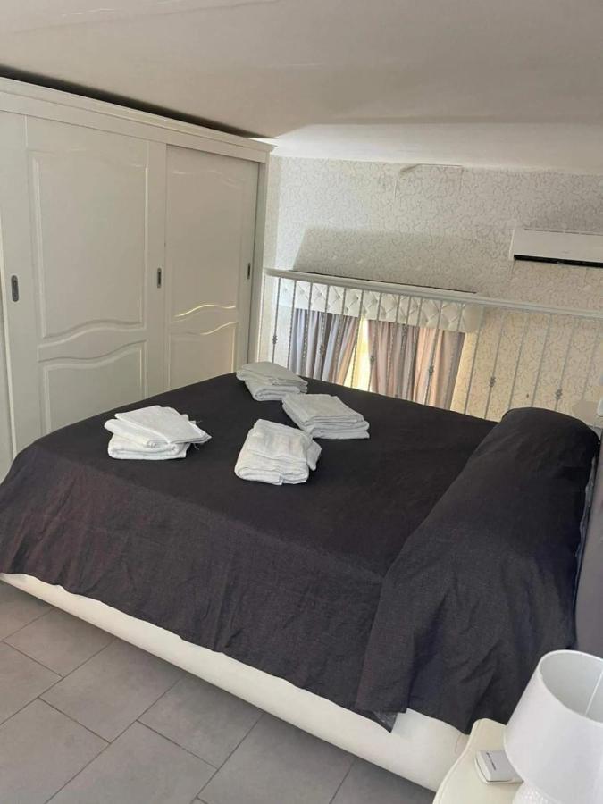 Casa Vacanza Melissa Napoli Ngoại thất bức ảnh