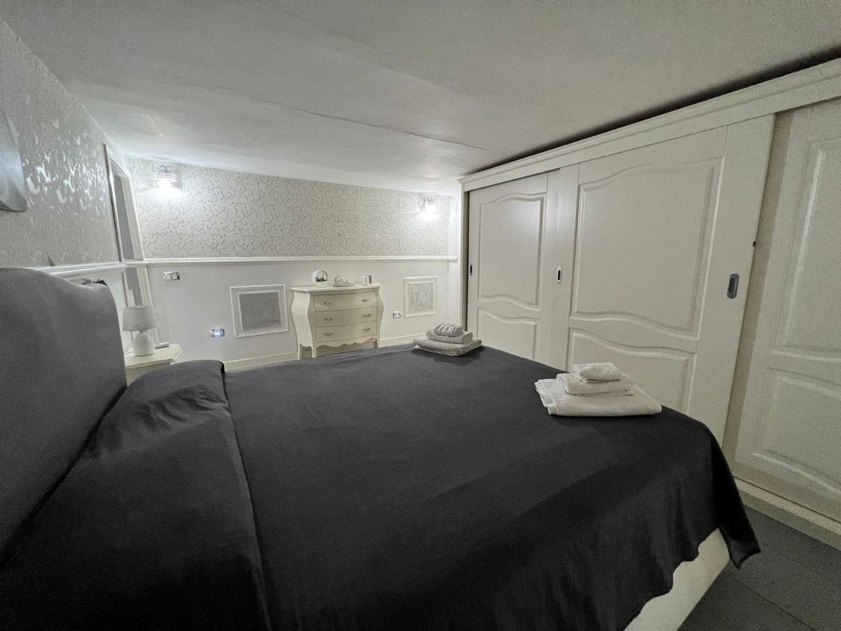 Casa Vacanza Melissa Napoli Ngoại thất bức ảnh
